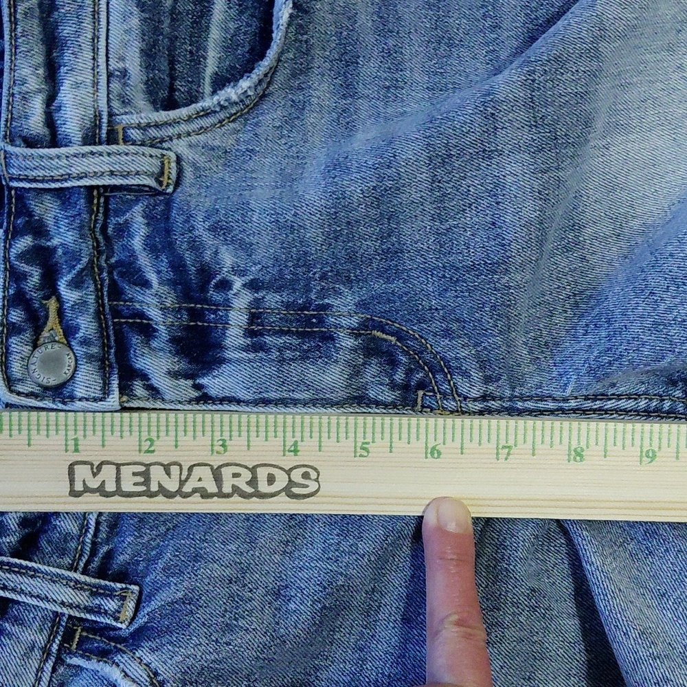 EUC KanCan Sz 28 Style Estilo  Distressed Denim Shorts - Picture 7 of 8